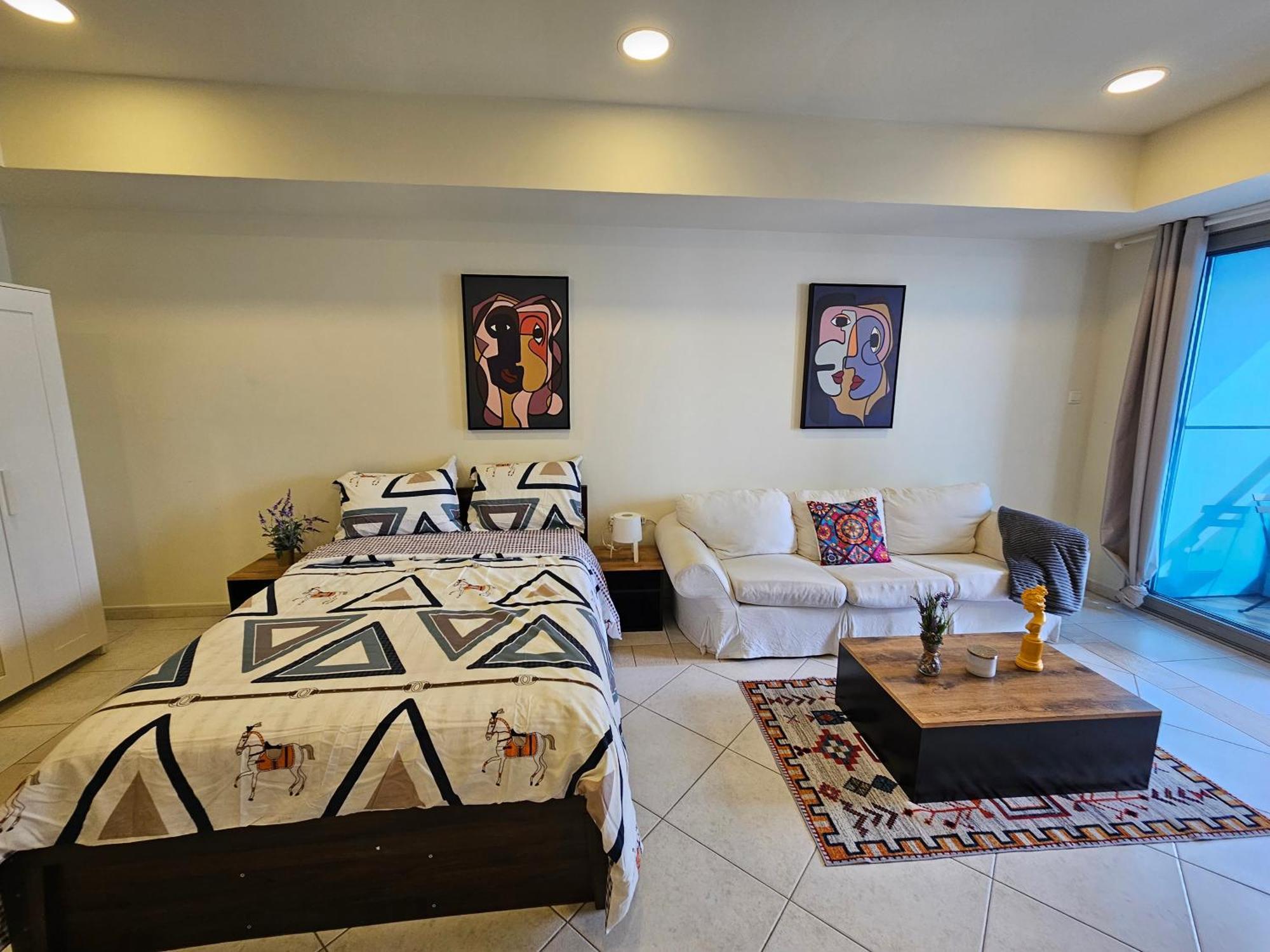 Super Host At Highest Residential Tower In The World, Private Rooms In A Shared Apartment Dubai Room photo