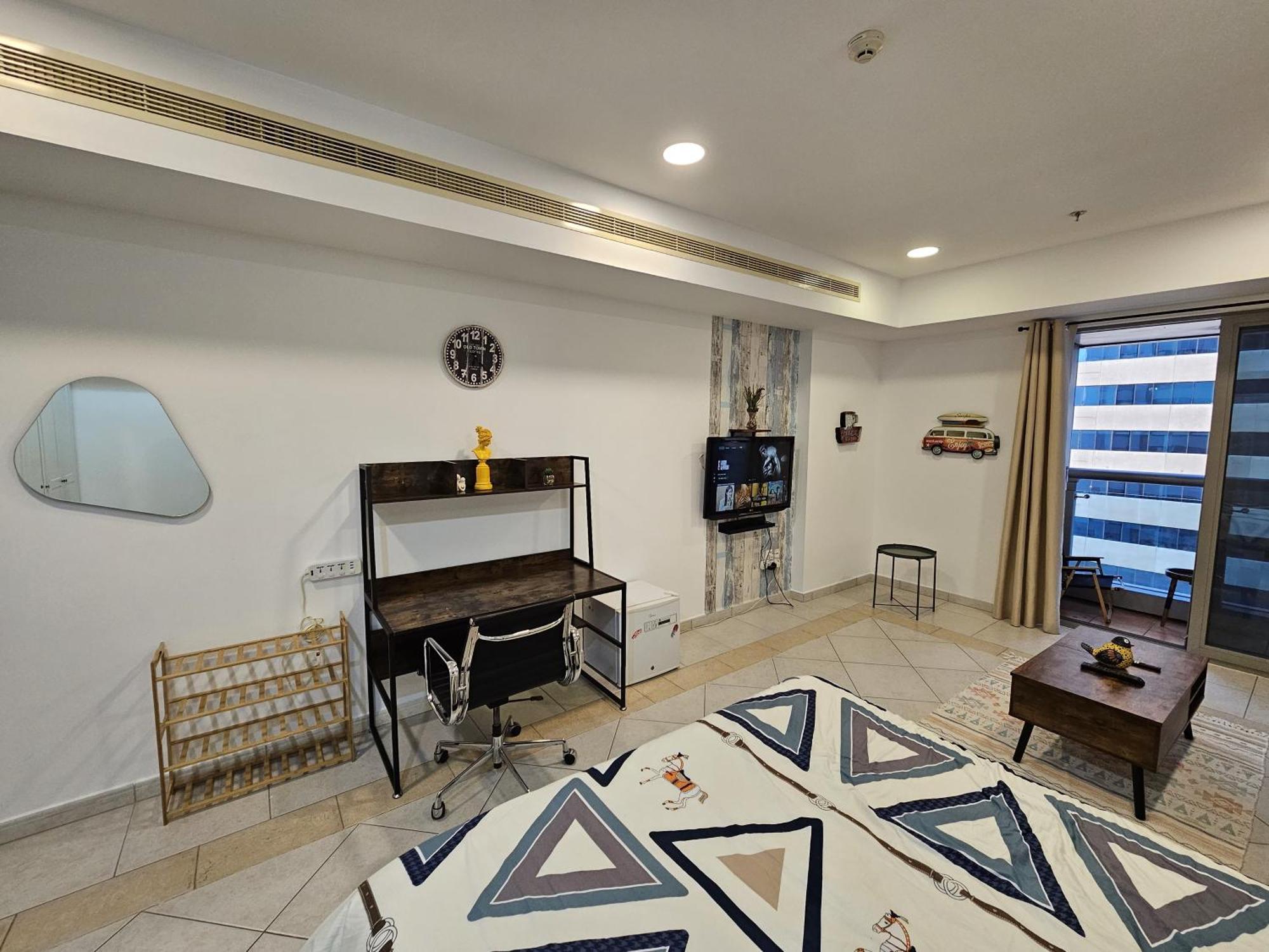 Super Host At Highest Residential Tower In The World, Private Rooms In A Shared Apartment Dubai Room photo